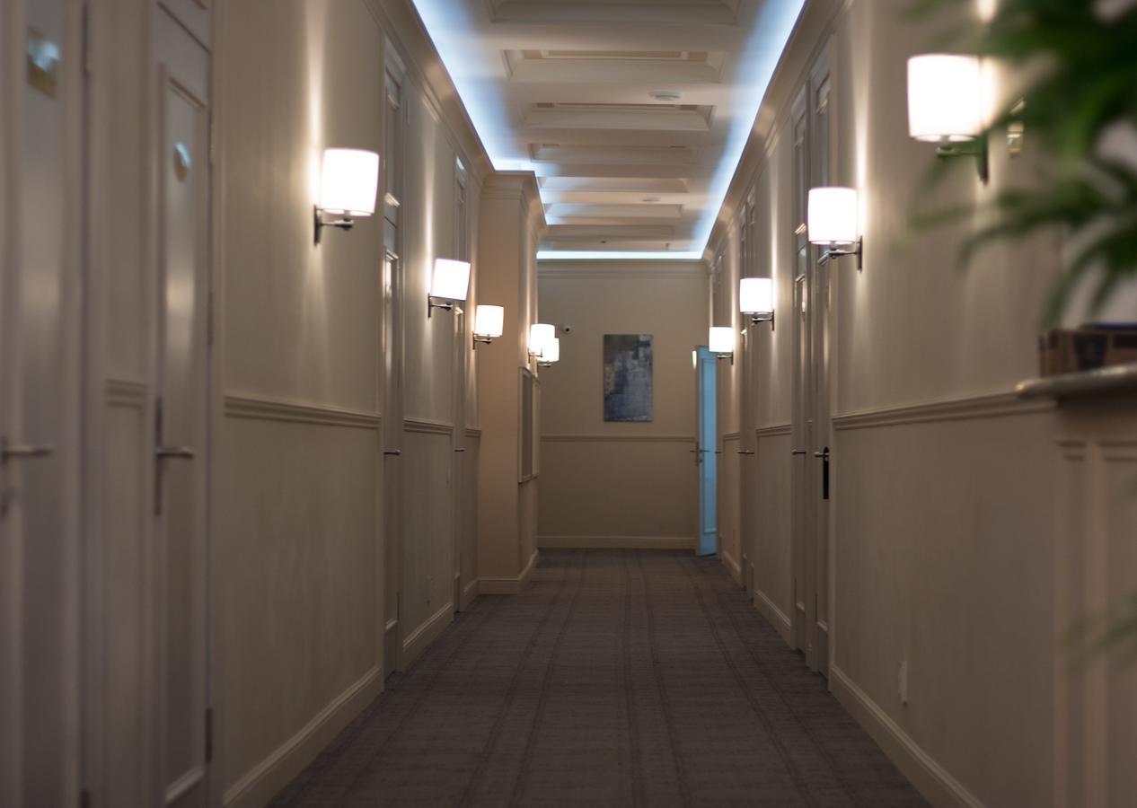 Madison Ave Hotel Bishkek Luaran gambar