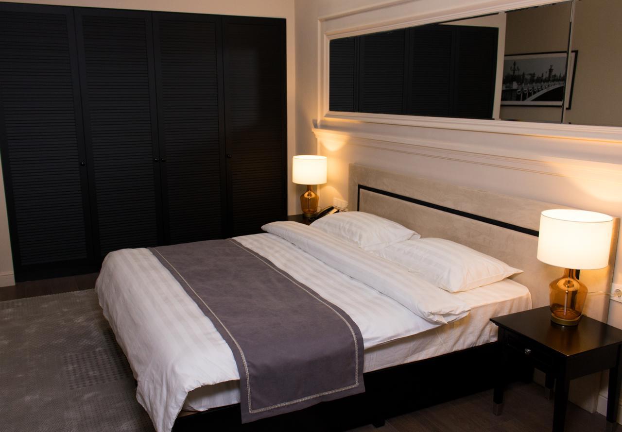 Madison Ave Hotel Bishkek Luaran gambar