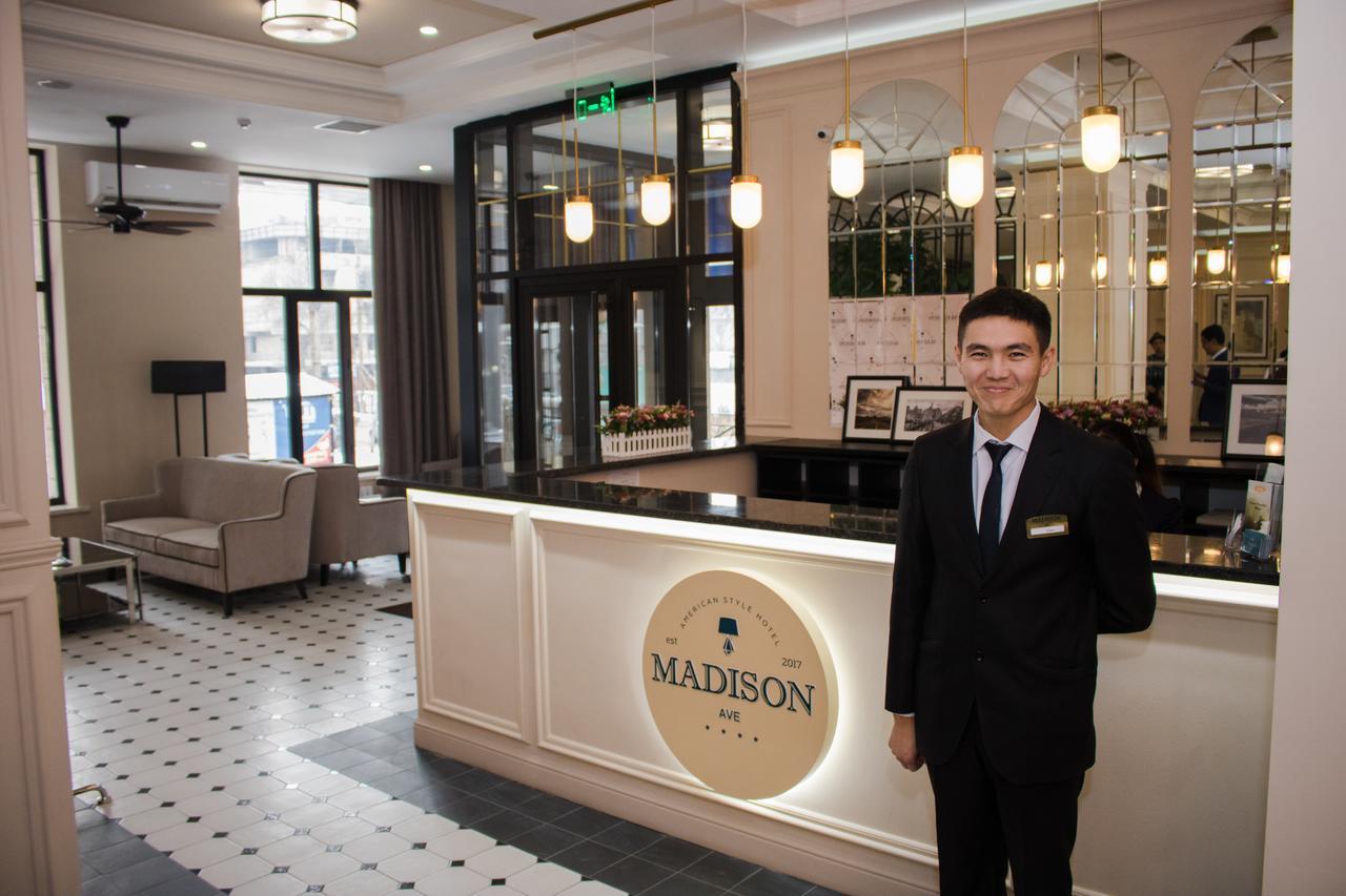 Madison Ave Hotel Bishkek Luaran gambar
