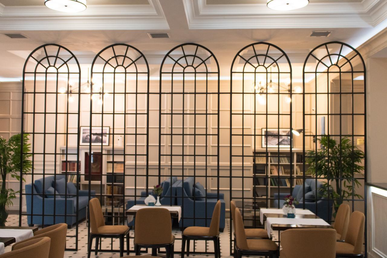 Madison Ave Hotel Bishkek Luaran gambar