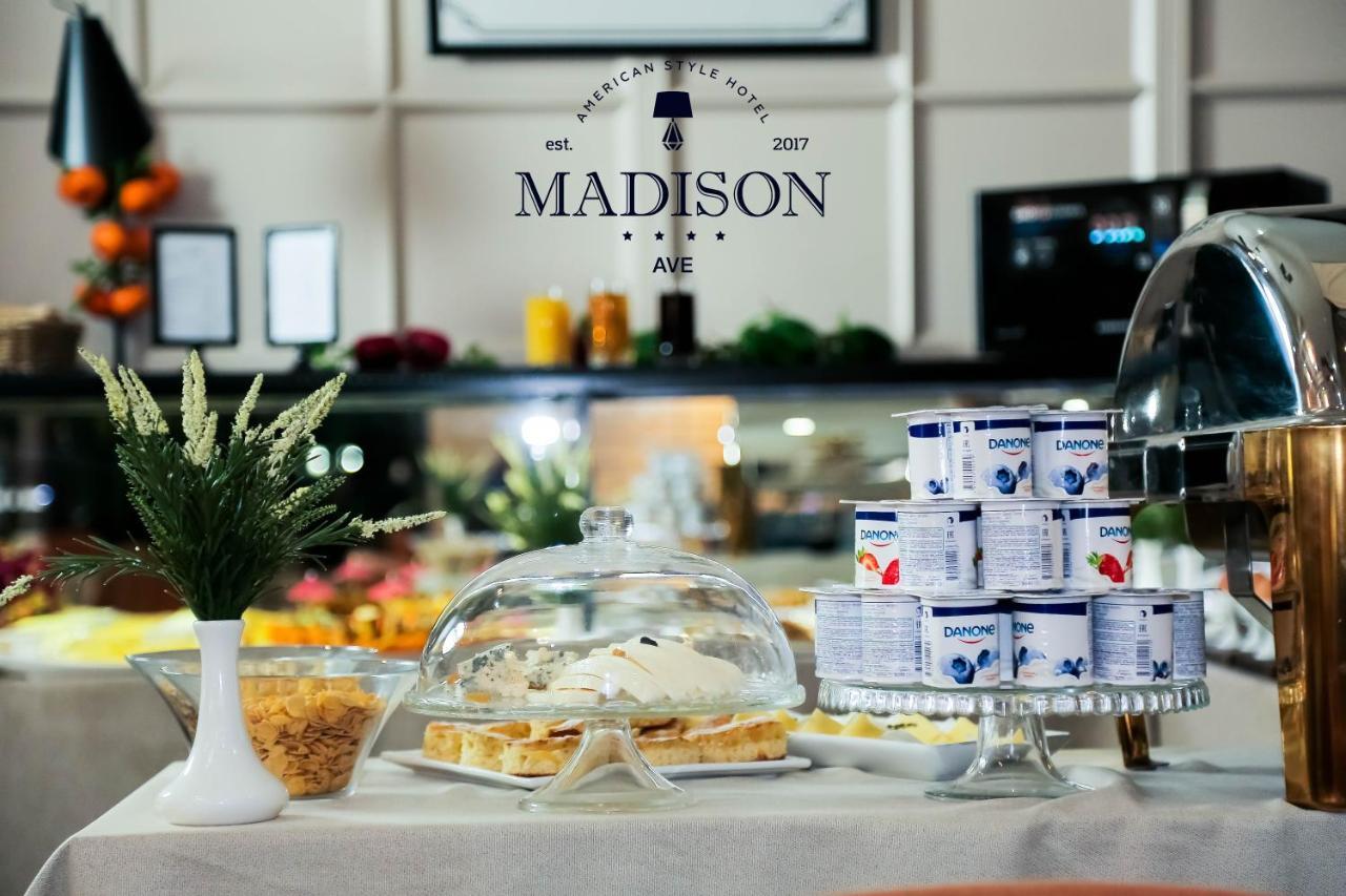 Madison Ave Hotel Bishkek Luaran gambar
